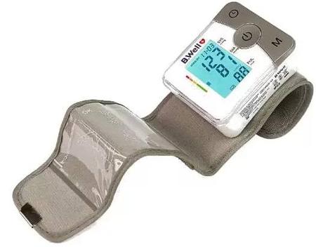 Фото Тонометр B.Well MED-57 на запястье